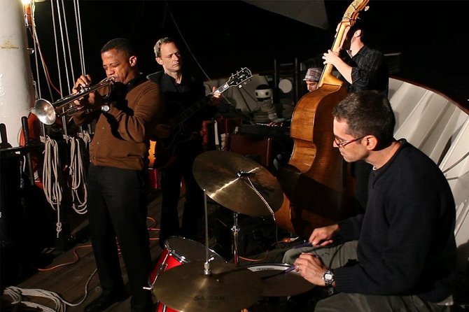 New York Harbor Wine and Jazz Sail Aboard Clipper City - Meeting Location and Pickup
