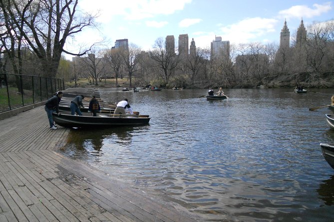 New York Lower Central Park Scavenger Hunt Adventure - Food and Refreshments