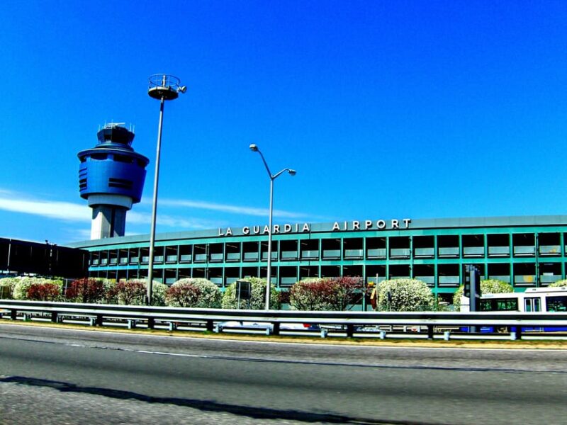 New York Manhattan:JFK EWR LGA Private Hotel Transfer - Vehicle and Amenities