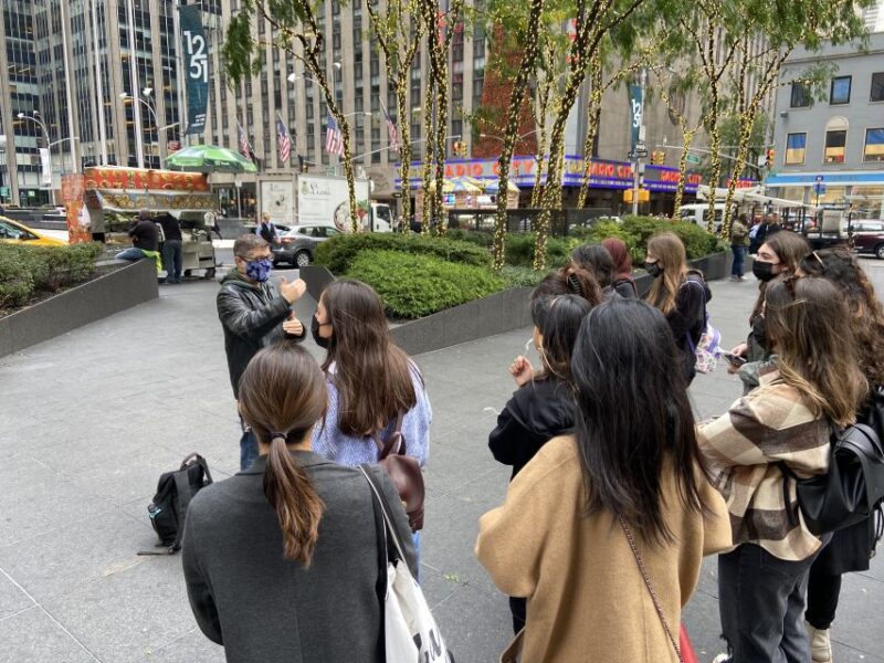 New York: Midtown Manhattan Street Food Walking Tour - Customer Reviews