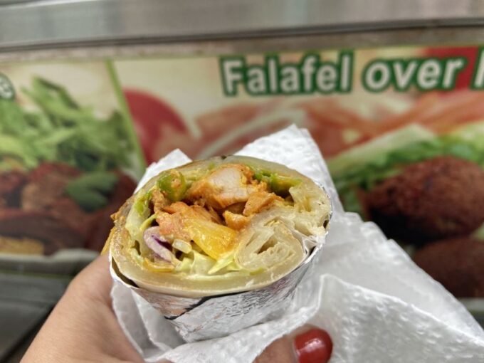 New York: Midtown Manhattan Street Food Walking Tour - Experiencing the Food Truck Scene