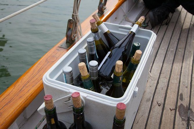 New York Sailboat Cruise With Wine and Cheese - Wine Tasting Onboard