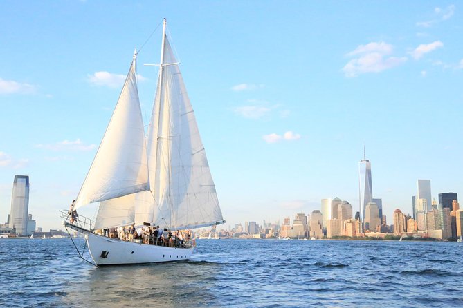 New York Sailboat Cruise With Wine and Cheese - Meeting and End Point