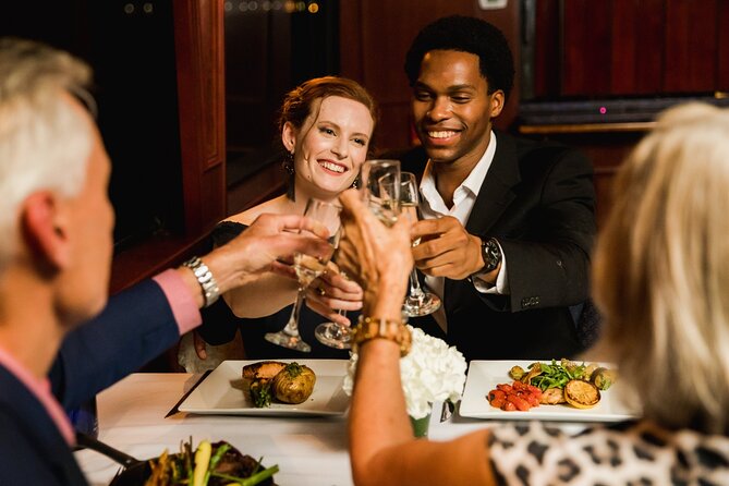 New York Thanksgiving Day Buffet Dinner Cruise - Accessibility and Reservations