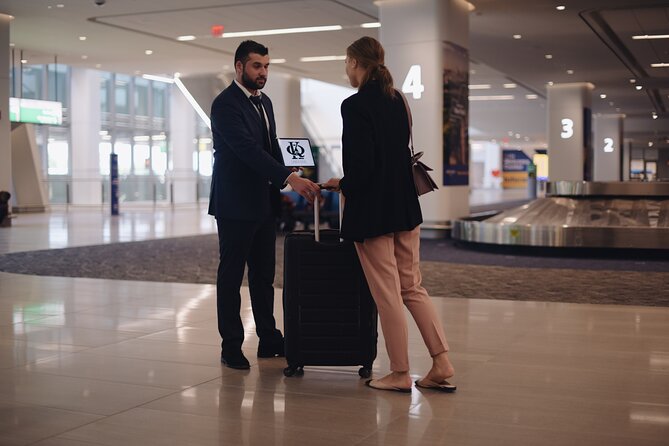 Newark International Airport Stretch Limousine Service - Pickup and Meeting Details