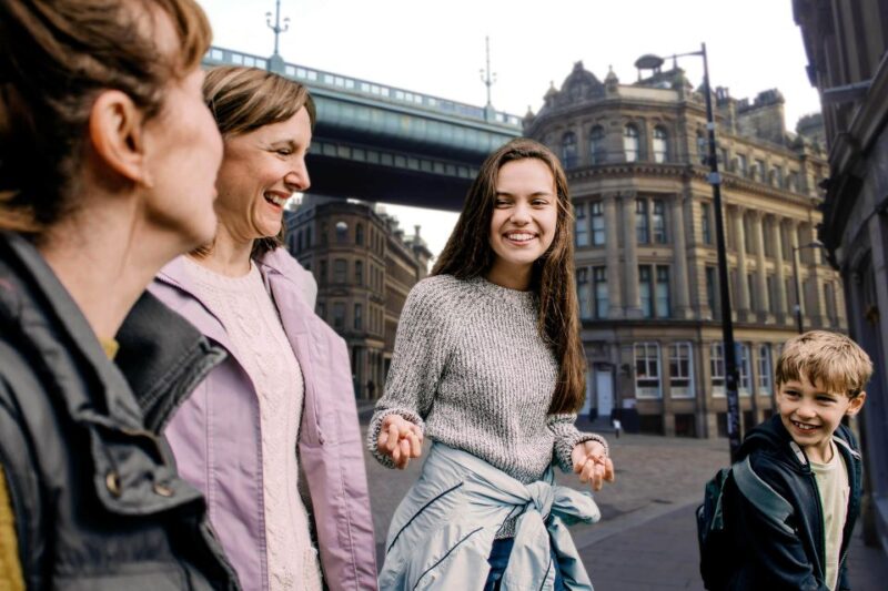 Newcastle: Self-Guided City Sightseeing Treasure Hunt Game - Learn Fascinating City Facts