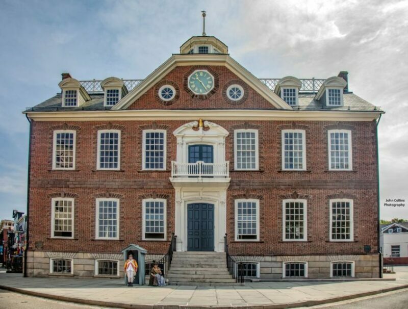 Newport: Colonial History Walking Tour with Museum Entry - Walking Through Newport’s Architectural and Social Layers