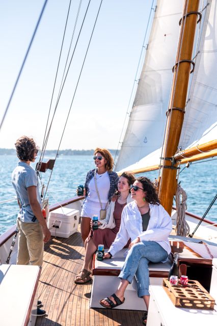 Newport: Schooner Sailing Tour - Booking and Payment