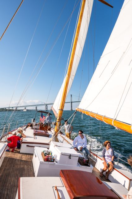 Newport: Schooner Sailing Tour - Accessibility and Policies