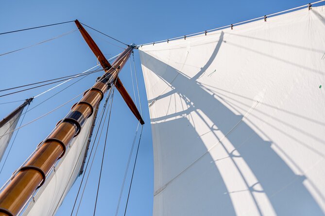 Newport Sunset Sail on Schooner Adirondack - Meeting and Pickup Details