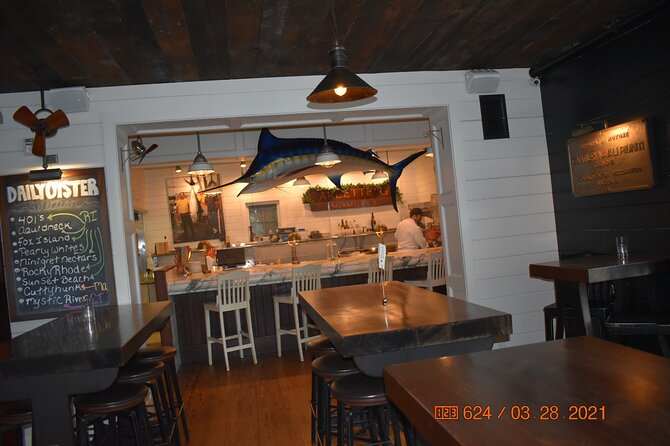 Newport Walking Food And History Tour - Eateries Included