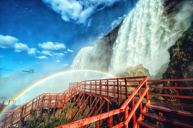 NF USA - Luxury Helicopter Tour With Maid of the Mist & Lunch - Savory 3-Course Lunch