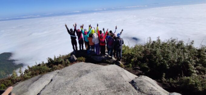 Ngu Chi Son Mountain Hiking - Sunrise and Summit Photos