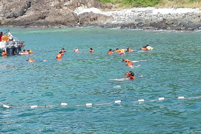 Nha Trang Bay: Explore Half-day Snorkeling at Mun Island - Exploring the Vibrant Coral Reefs