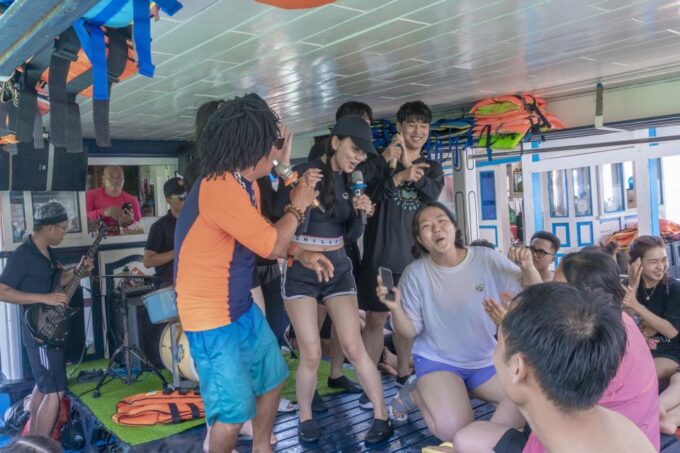 Nha Trang: Coral Reef Snorkeling and Floating Bar Party - Cancellation and Reservation Policy