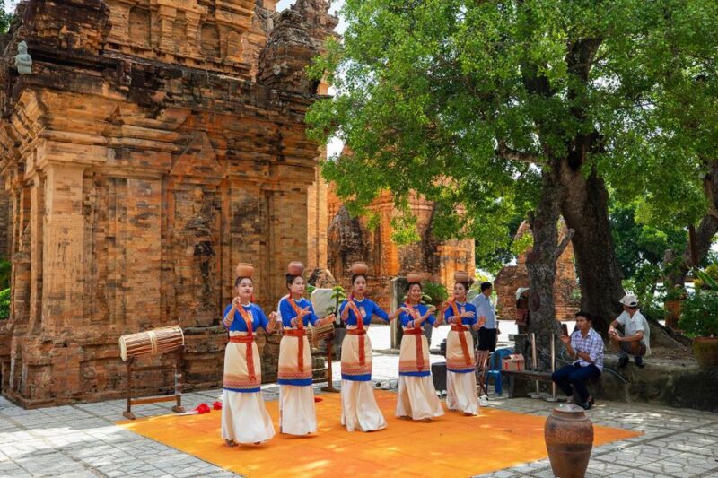 Nha Trang: Half-day City Tour - Architectural Highlights