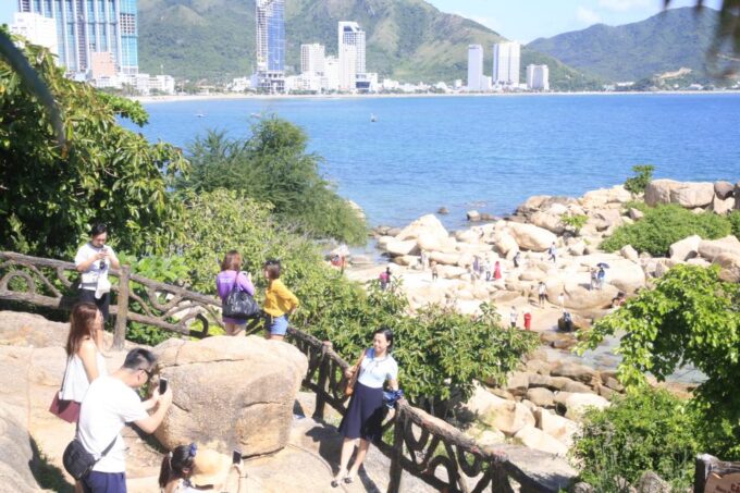 Nha Trang: Half-Day Private City Tour With Hotel Transfers - Discover Cultural Landmarks