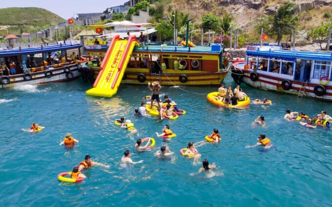 NHA TRANG ISLAND - HOPPING TOUR & FLOATING BAR BOAT PARTY - Safety Precautions