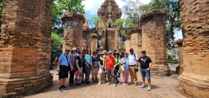 Nha Trang: Private VIP City Tour - Best Nha Trang Excursion - Institute of Oceanography and Dam Market Tour