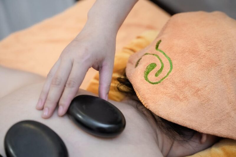 Nha Trang: Relax With 90 Minute Aroma Massage (Free Pick-Up) - Additional Services and Amenities