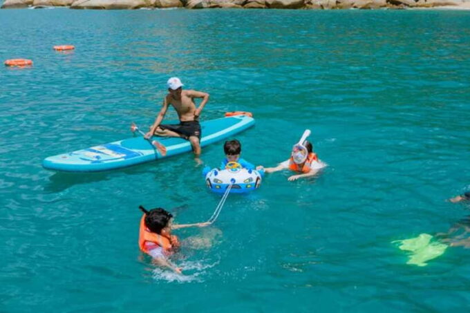 Nha Trang: Sunset Catamaran Yacht Tour - Getting to the Tour