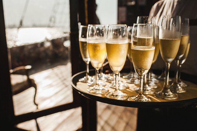 Nha Trang Sunset Cocktails and Dinner Cruise - Included in the Experience