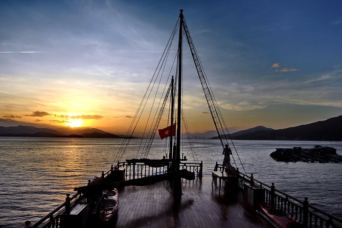 Nha Trang Sunset Cocktails and Dinner Cruise - Accessibility and Policies