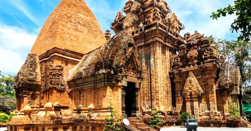 Nha Trang: Top Sights Must-Visit City Tour - Key Sightseeing Attractions