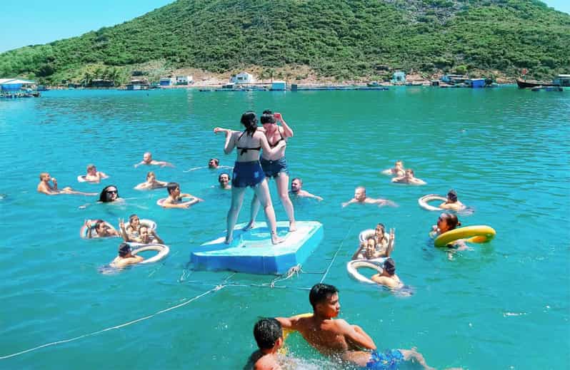 Nha Trang: Wild Island Boat Trip W/ Fish Hunting and Lunch - Included Activities