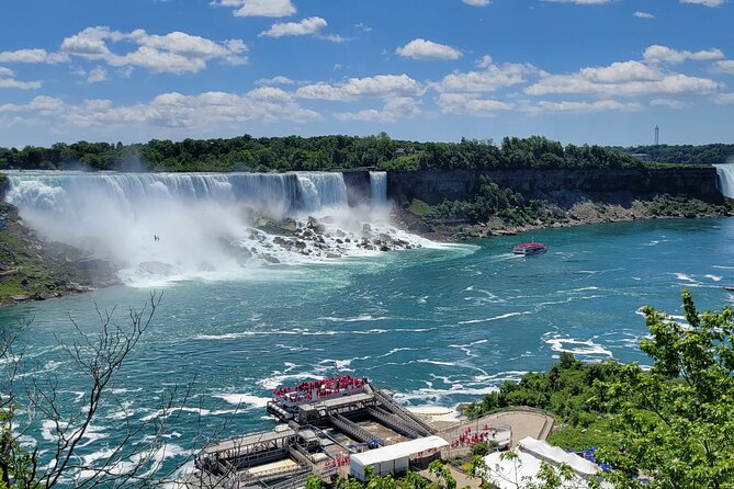 Niagara 5 Stars Overnight Seneca Casino - Key Points