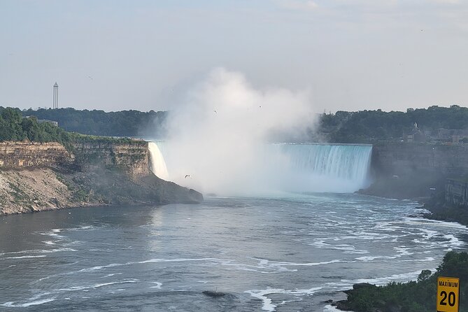 Niagara 5 Stars Overnight Seneca Casino - Boat Tour Experience