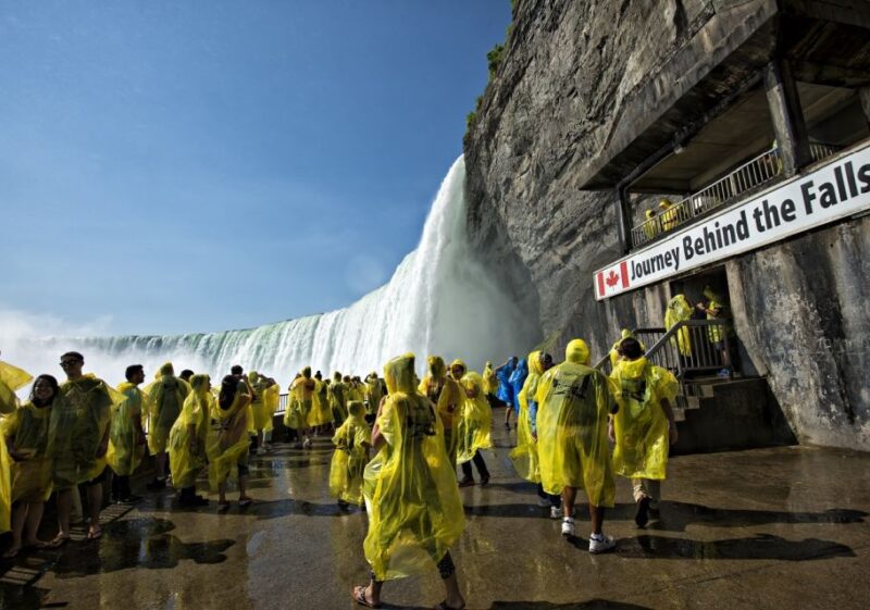 Niagara Falls, Canada: Sightseeing Tour With Boat Ride - Important Information
