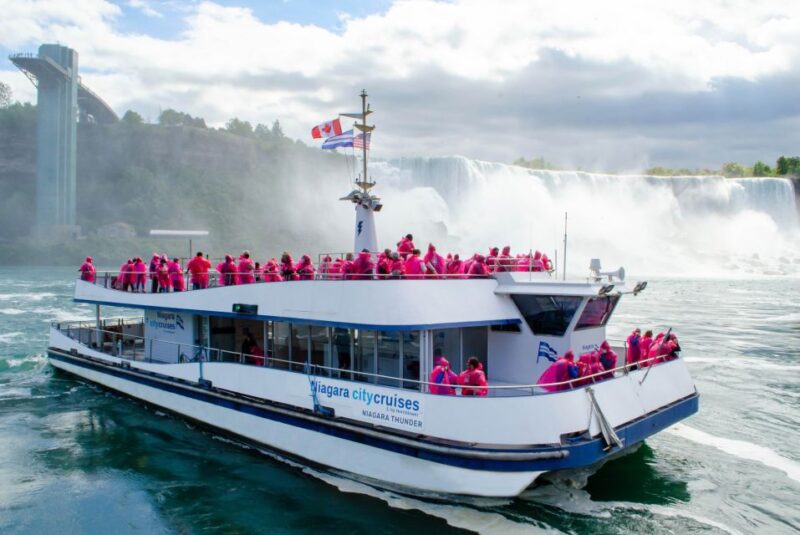 Niagara Falls, Canada: Sightseeing Tour With Boat Ride - Inclusions