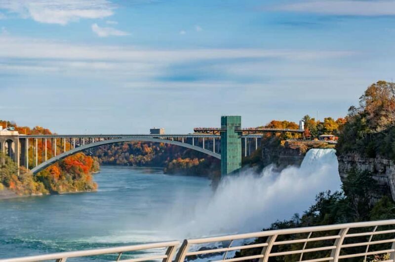 Niagara Falls Canada Tour, Boat & Maple Tasting  USA Pickup - Key Points