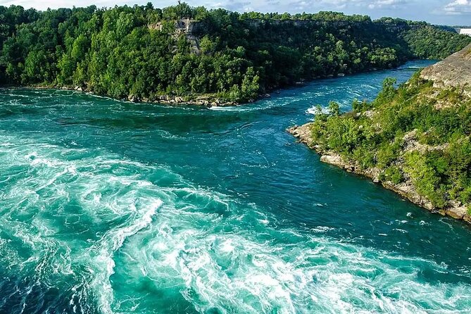 Niagara Falls Day and Evening Tour From Toronto With Niagara Skywheel - Included Amenities