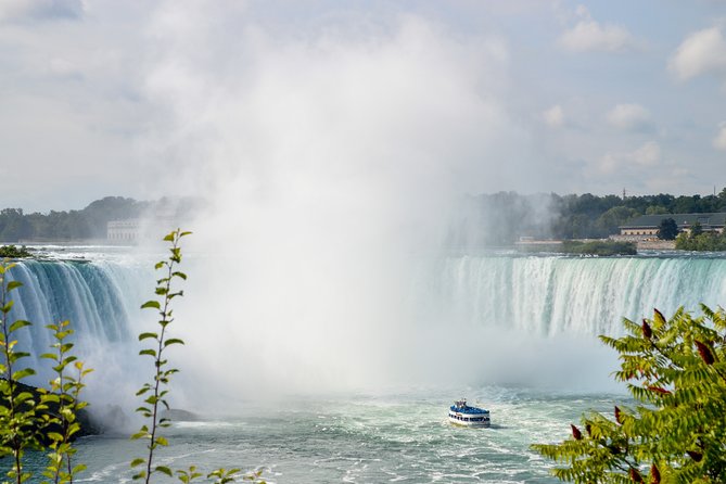 Niagara Falls Day and Night Combo Plus Dinner & Fireworks - Goat Island and Luna Island