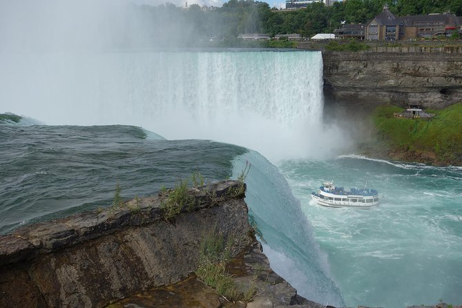 Niagara Falls Day Trip by Air Including Maid of the Mist - Flexible Itinerary Options