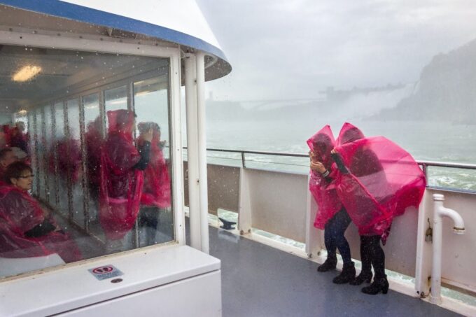 Niagara Falls: Guided Falls Tour With Dinner and Fireworks - Dinner at Steak Stone & Sushi