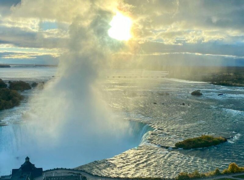 Niagara Falls: Luxury Private Tour With Winery Stop - Inclusions and Amenities
