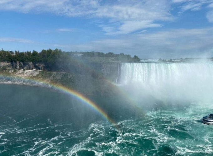 Niagara Falls: Luxury Private Tour With Winery Stop - Important Information