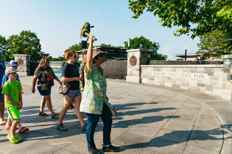 Niagara Falls: Tour With Boat, Cave, and Trolley and Guide - Tour Experience Highlights