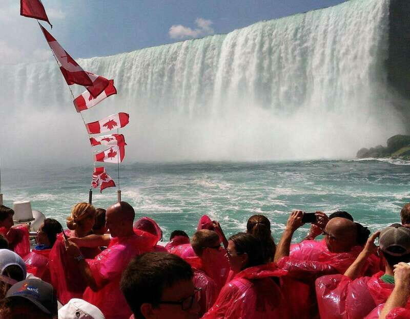 Niagara Falls Tour with Skip the Line Cruise & Maple Tasting - Experience from Past Reviews