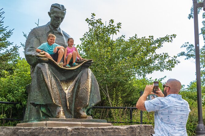 Niagara Falls: USA + Canada Tour With Cave, Boat Ride and Lunch - Traveler Reviews