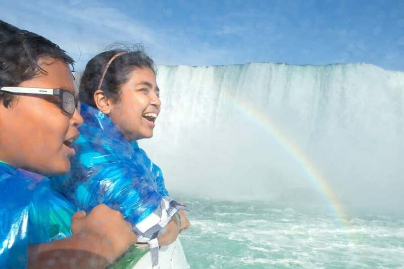 Niagara Falls, USA: Illumination Tour with Maid of the Mist - A Practical Overview of the Tour Experience