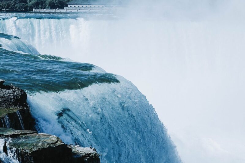 Niagara Falls, Usa: Walking Tour With Maid of Mist Boat Ride - Tour Logistics