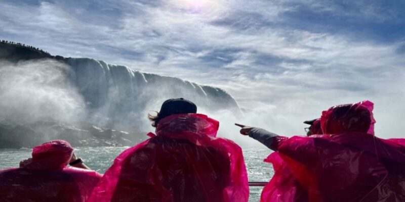 Niagara Falls: Walking Tour, Journey Behind Falls, & Cruise - Meeting Point and Important Information