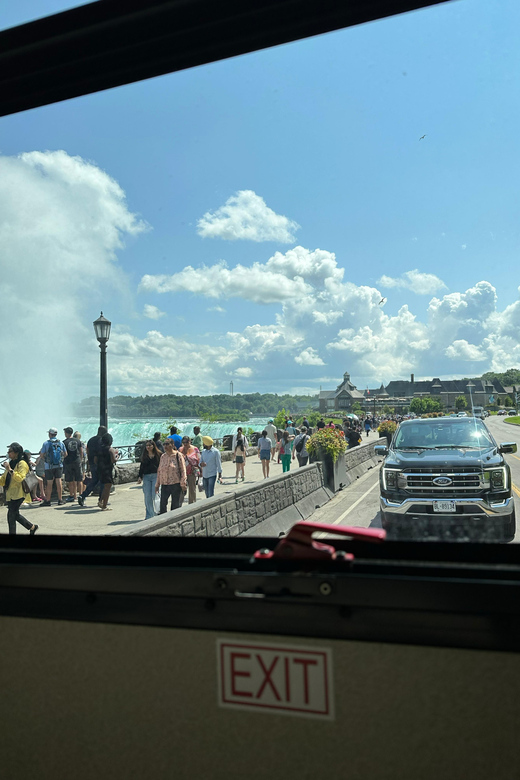 Niagara Falls Wine Tour From Toronto on RV - Motorhome - Guided Winery Tours