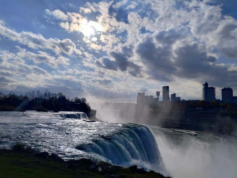 Niagara Falls Winter Wonderland Tour - Transportation, Group Size, and Price