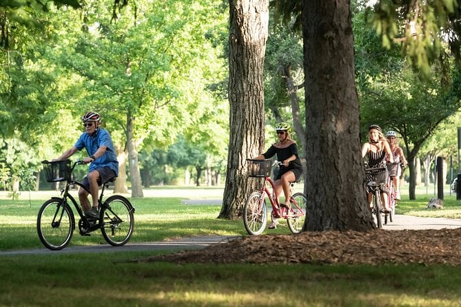 Niagara on the Lake Bicycle Rental - Operating Hours
