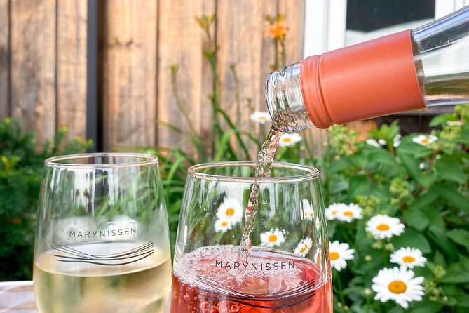 Niagara-On-The-Lake Cycle and Wine-Tasting Tour With Optional Lunch - Meeting and Pickup